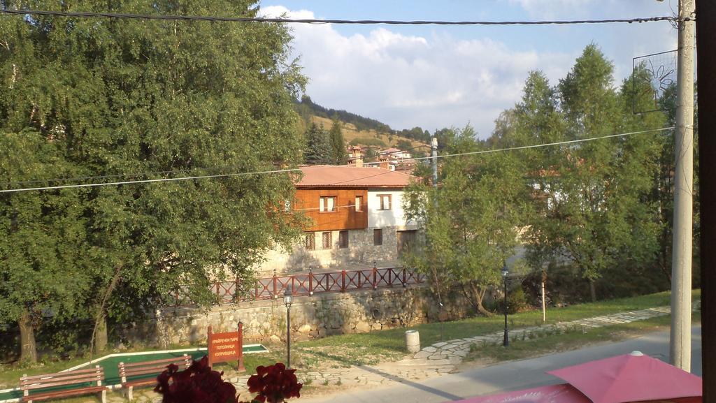 Chuchura Family Hotel Kopriwsztica Zewnętrze zdjęcie